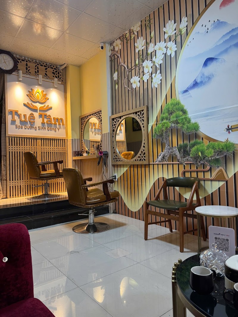 TUỆ MẪN-Trung tâm Đào tạo&CSSK dưỡng sinh Đông Y Quận Hai Bà Trưng - Wellness Retreat in Quận Hai Bà Trưng