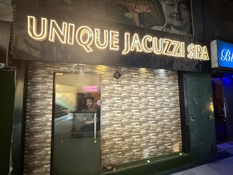 Unique Jacuzzi Spa Delhi photo