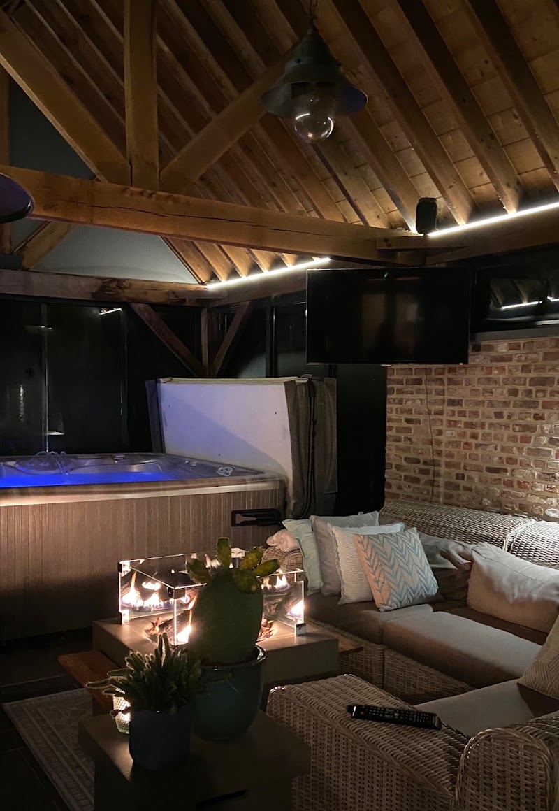 Unique Wellness Bree - Wellness Retreat in Bree