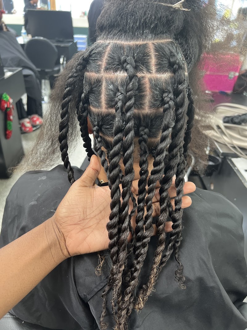 Universal Beauty Institue Rancho Cordova - Day Spa in Rancho Cordova