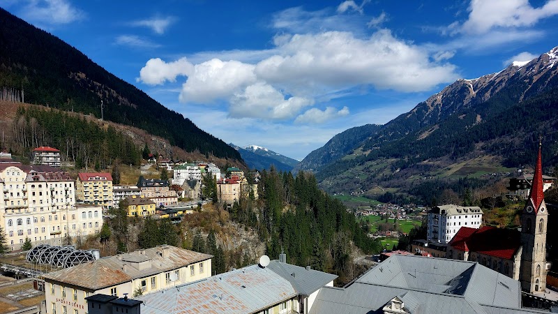 Urban Nature Bad Gastein - Badeschloss - Hotel Spa in Bad Gastein
