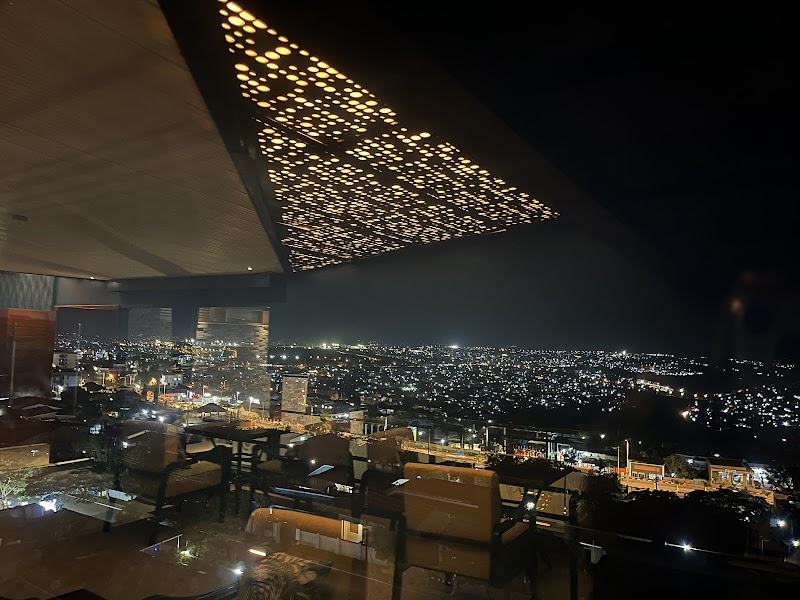 Urban Park Suites Hotel Kigali