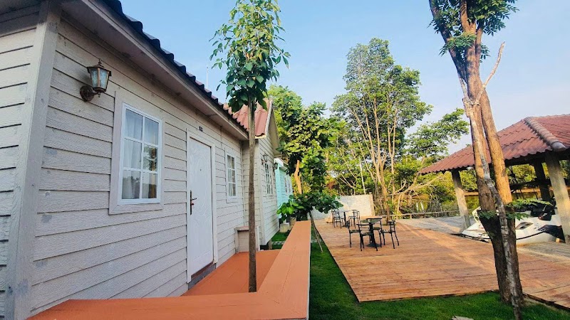 V Resort Restaurant & Spa Sihanoukville - Resort Spa in Sihanoukville