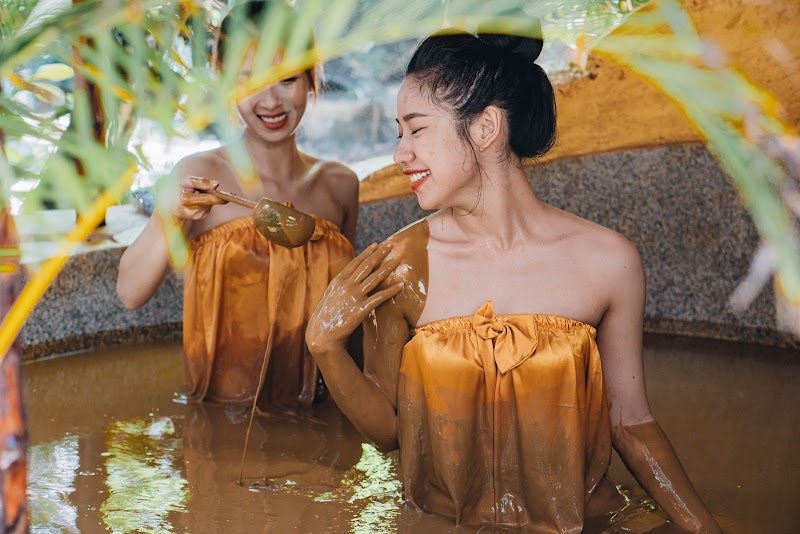 Versailles Mud Bath, Spa & Beach Club - Tắm Bùn Phú Quốc Phu Quoc - Thermal Spa in Phu Quoc