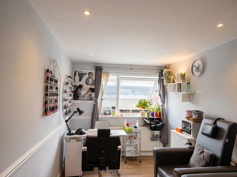 Victoria Beauty Salon London photo