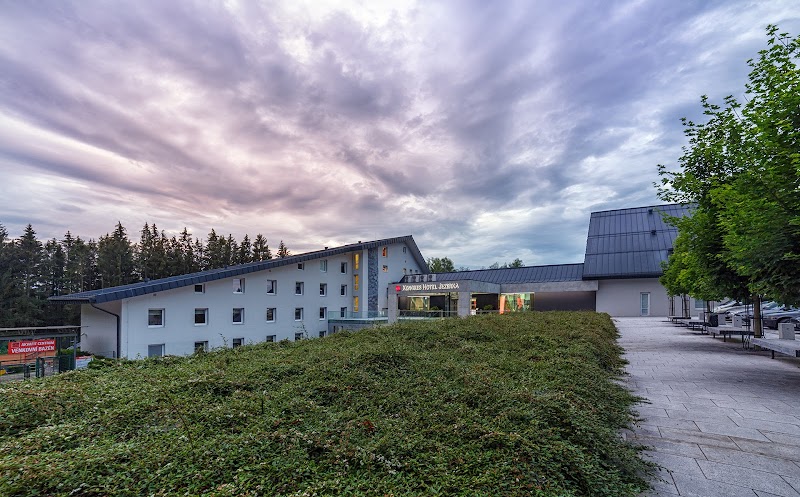 Wellness & Spa hotel Jezerka Seč - Hotel Spa in Seč