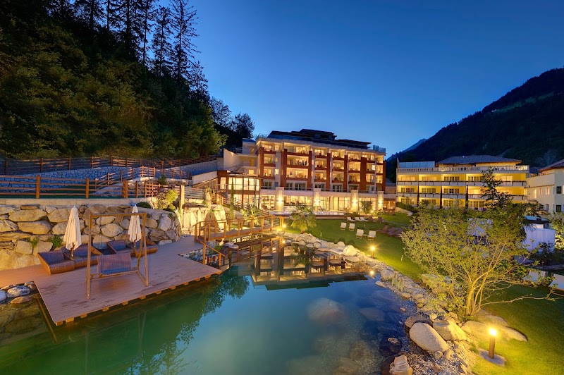 Wellness & Spa Resort Quellenhof Merano - Resort Spa in Merano