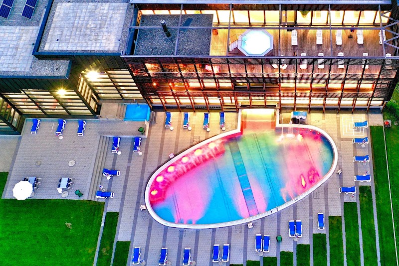 Wellness und Erlebnisbad eau-là-là Davos - Medical Spa in Davos