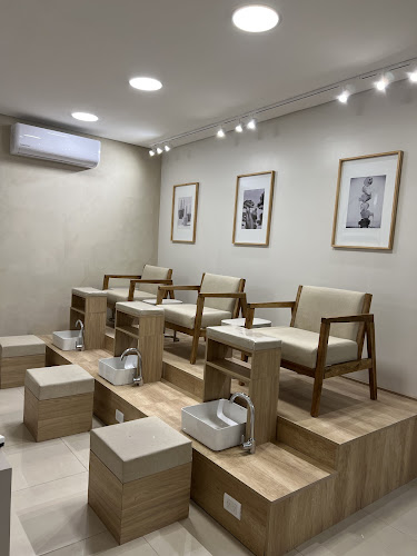 White Centro de Estética Yerba Buena - Day Spa in Yerba Buena