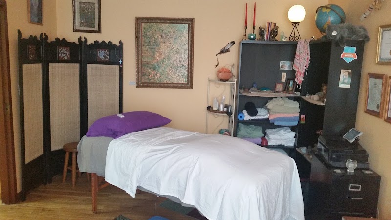 Wilfred Hunt Massage Therapy Homewood - Day Spa in Homewood