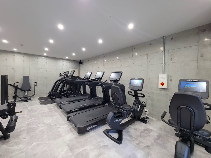 Women Only Fitness Gym Arc Kohoku Ward, Yokohama City - Day Spa in Kohoku Ward, Yokohama City