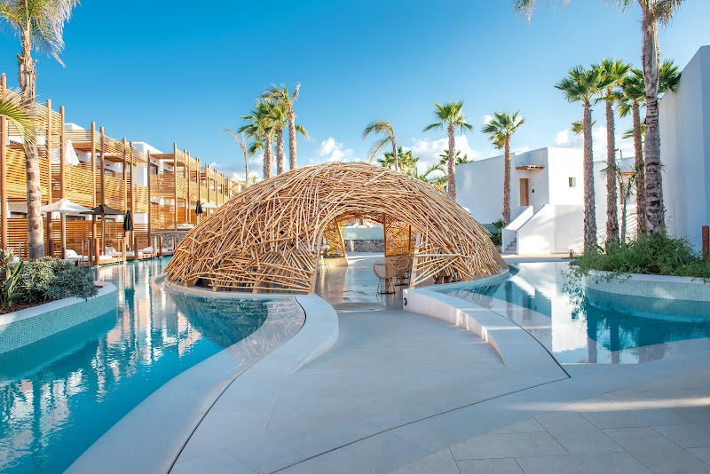 Xaimaleon. Resort and Spa Thísvi - Resort Spa in Thísvi