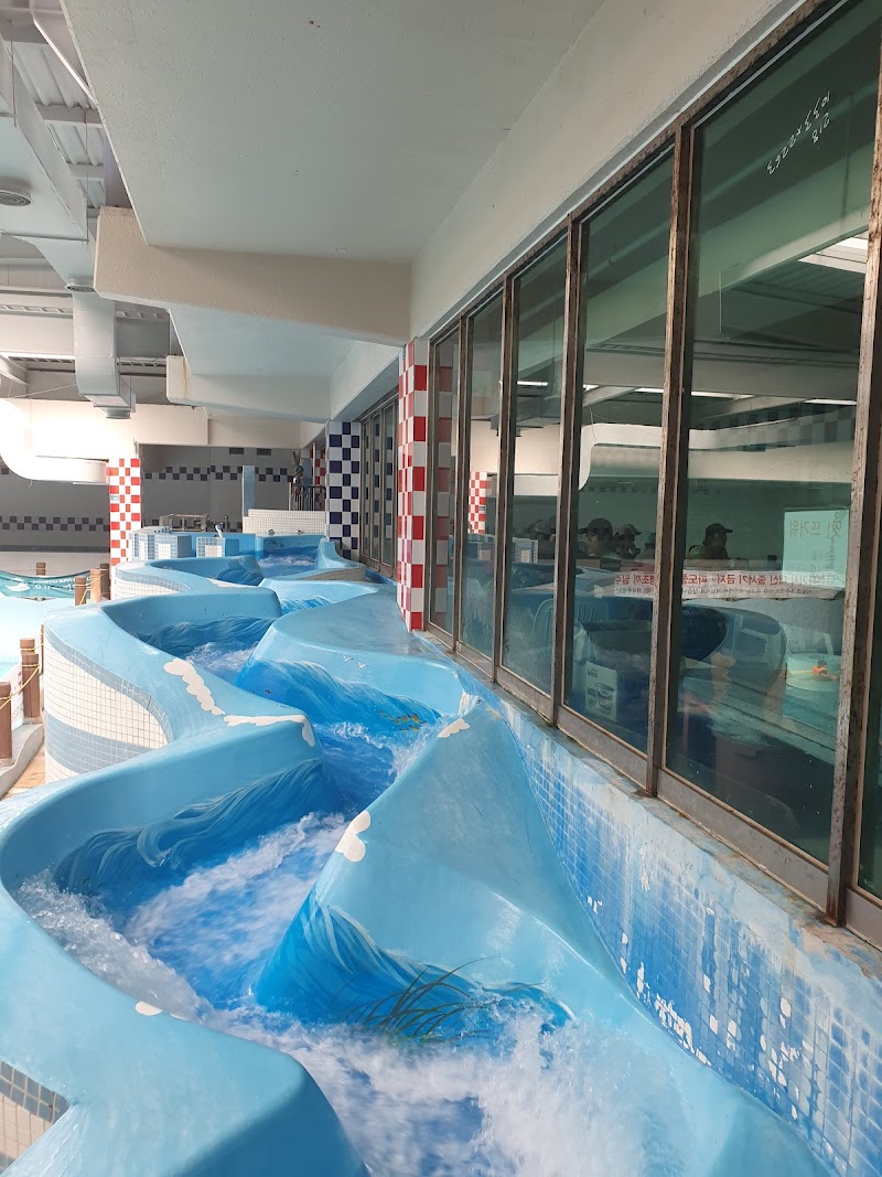 Yongcheon Spa Land Gimhae City - Day Spa in Gimhae City