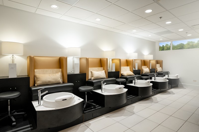 Zazu Salon and Day Spa Oak Brook - Day Spa in Oak Brook