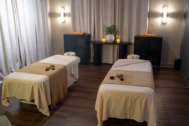 Zen'dout Massage Studio Denver photo