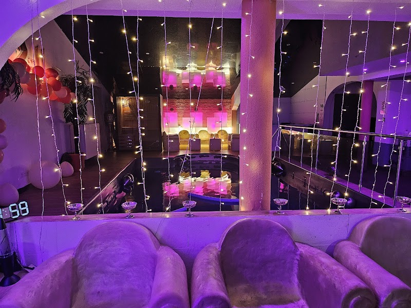 Zenhined Pérouse - Day Spa in Pérouse